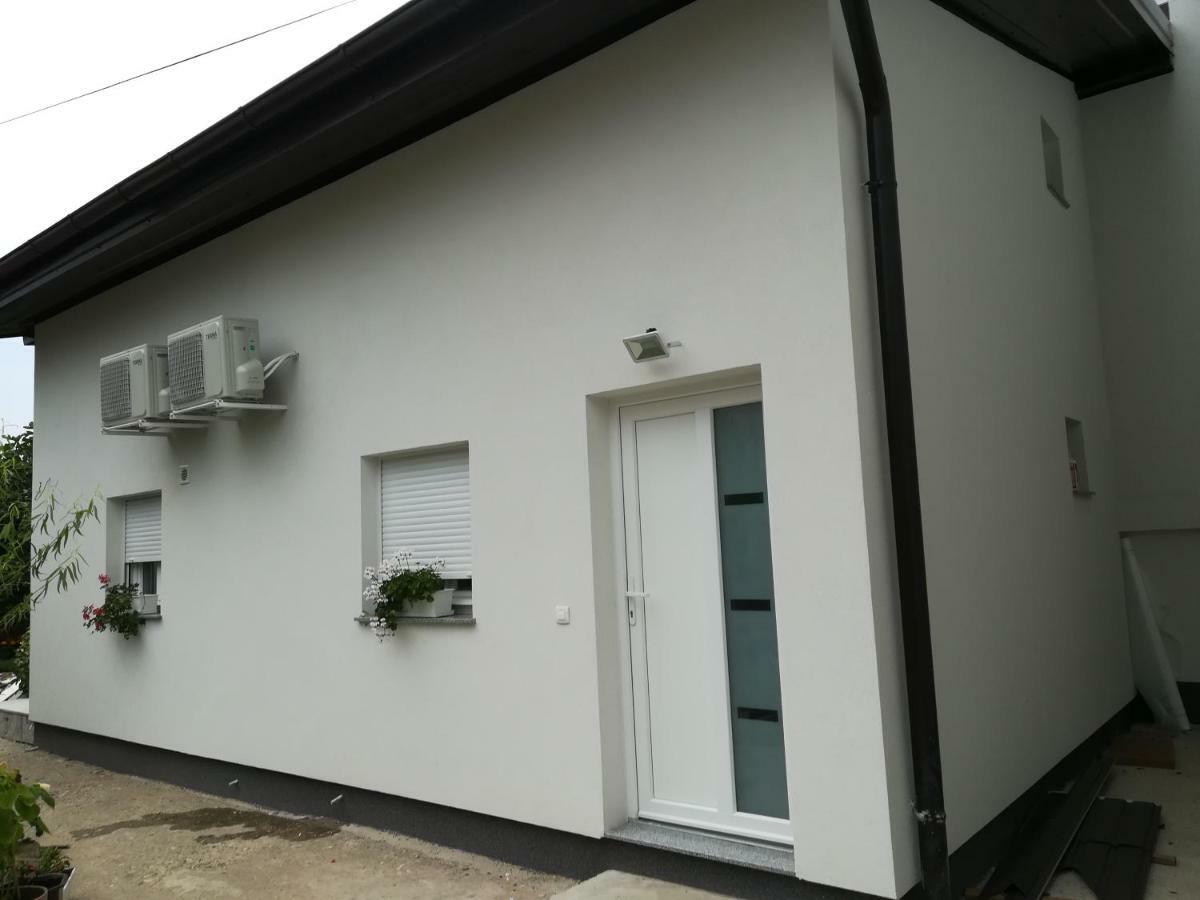 Hugo Apartament *